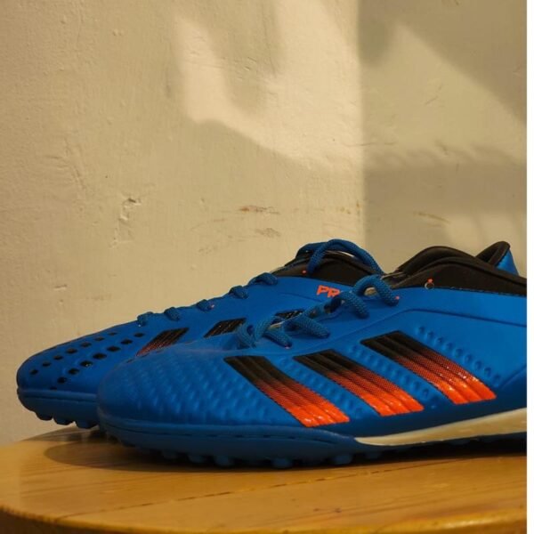 Adidas Indoor boots - Image 5