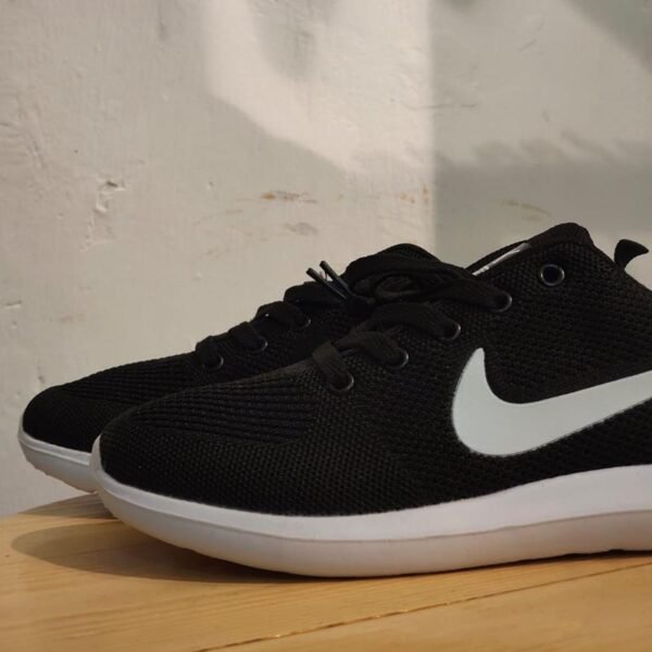 Nike Zoom shoes - Image 3