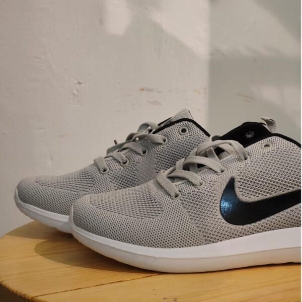 Nike Zoom shoes - Image 5